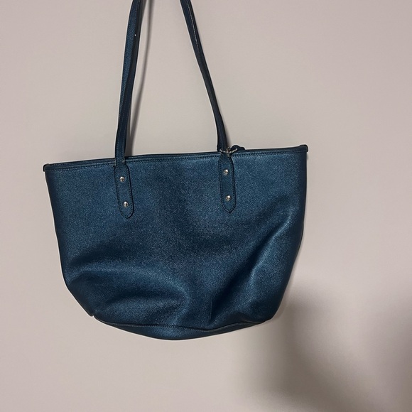 Coach Blue Pebbled Leather Tote Shoulder Bag Silver Logo Classic Everyday Purse - Picture 2 of 14